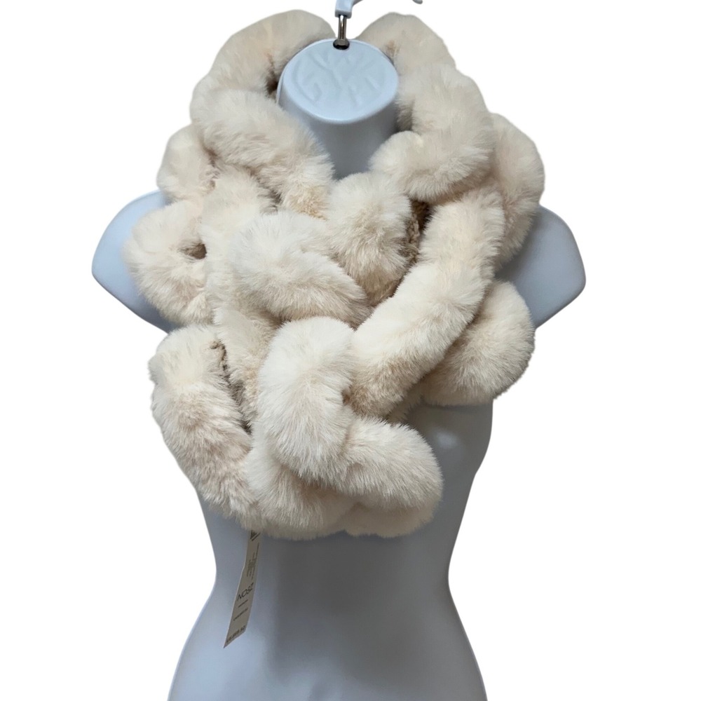 Chico's Ecru Crochet Pull Thru Faux Fur Scarf 570276247 One Size New